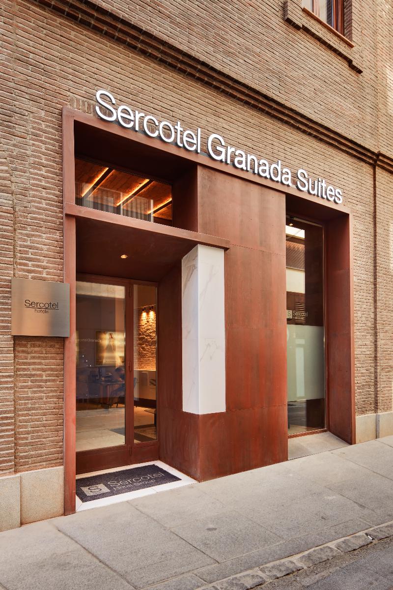 Fachada de Sercotel Granada Suites